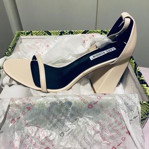 Chunky, open toe heels